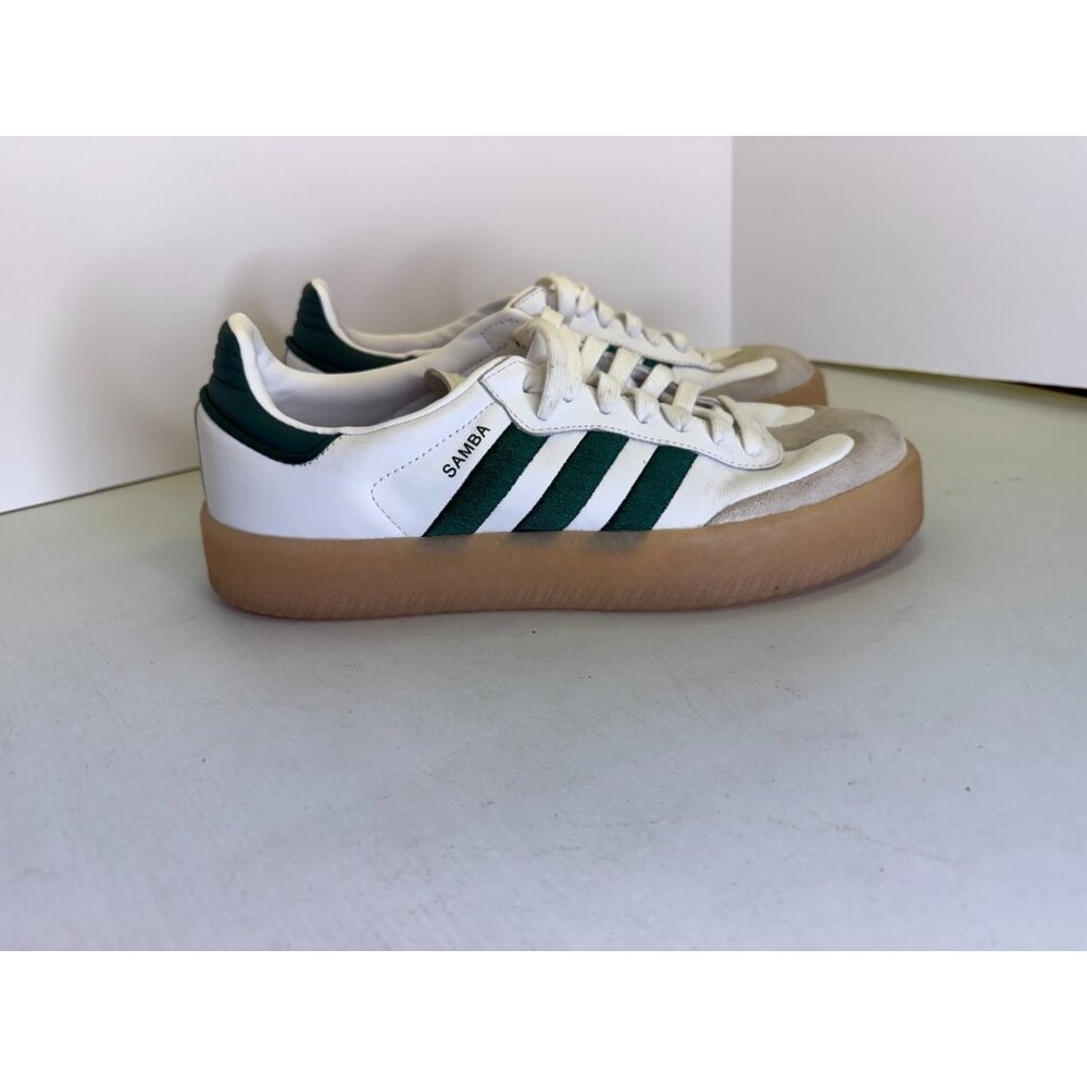 Adidas Sambae Womens Size 9.5 Cloud White Collegiate Green Gum ID0440 - Picture 3 of 9